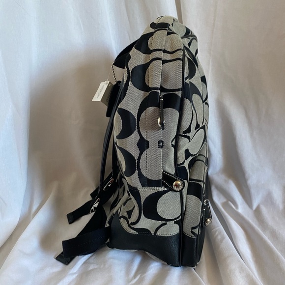 Coach Signature Backpack - Picture 4 of 13